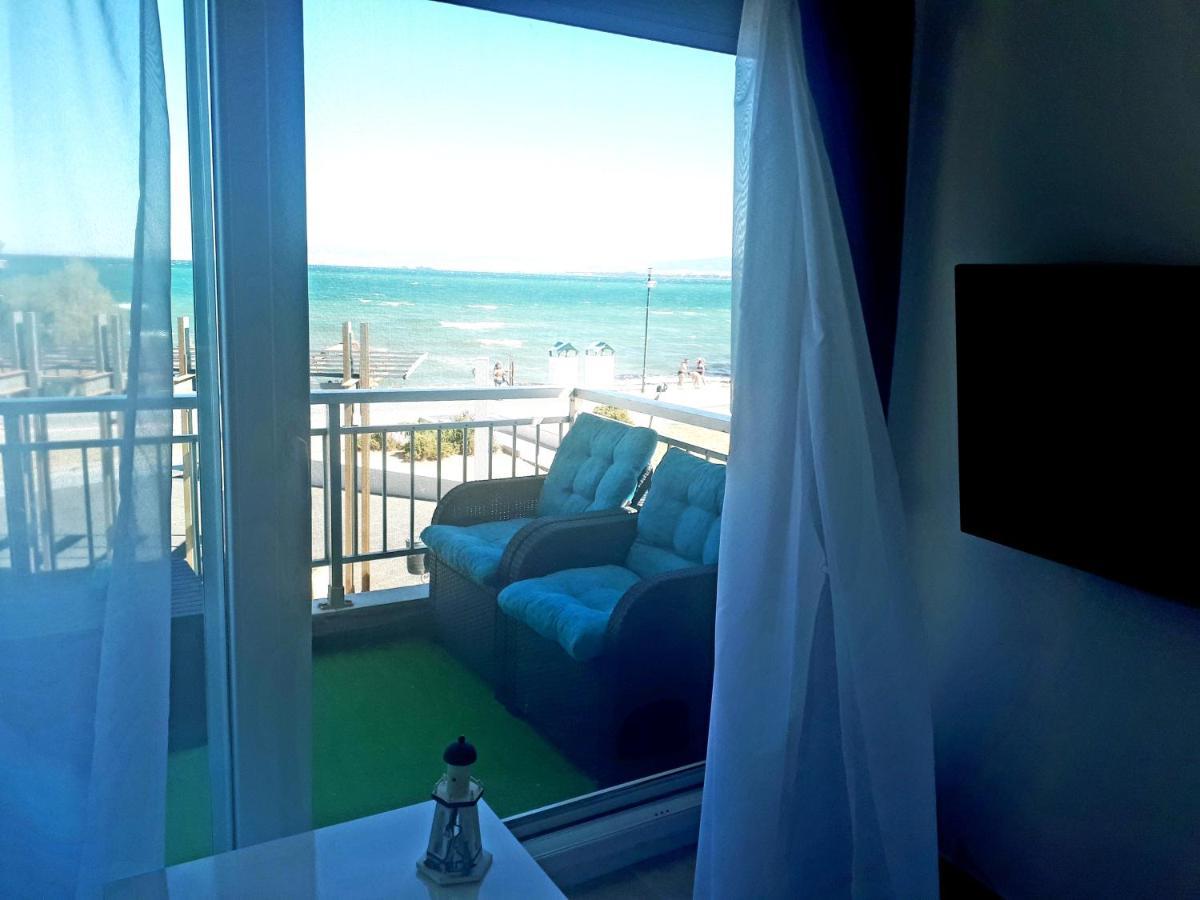 Sun Sea No 3 Apartment Peraía Екстериор снимка