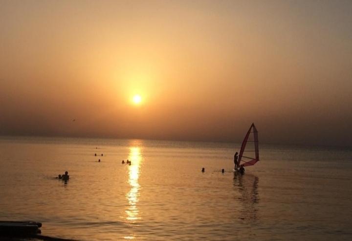 Sun Sea No 3 Apartment Peraía Екстериор снимка